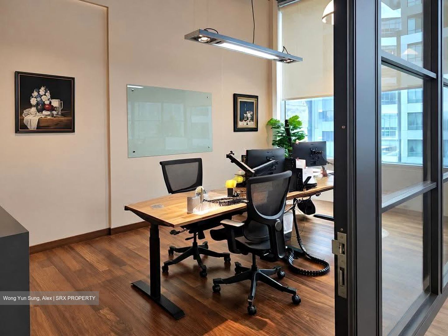 Robinson Square (D1), Office #615634171